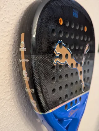 Pala de pádel Puma Nova Pro 2025 Momo.