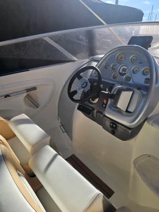 Barca Cranchi CSL 27