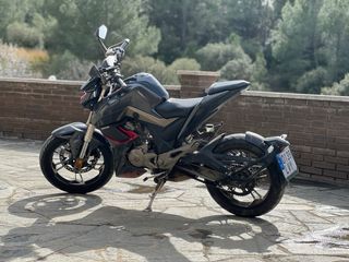 Zontes U125 Negra y Roja