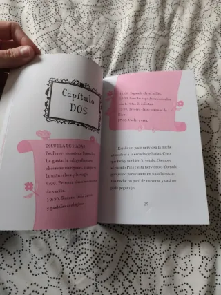 Isadora Moon va al colegio / Isadora Moon Goes ...