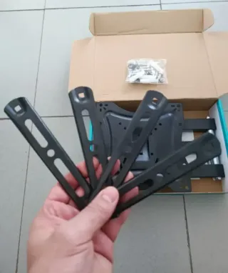 SOPORTE TV HASTA 55" EXTENSIBLE A ESTRENAR