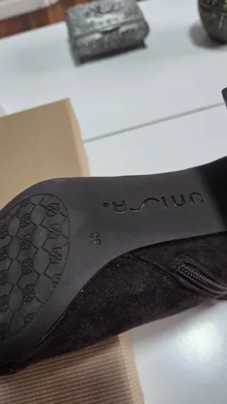 Botines Unisa Marrones Talla 38