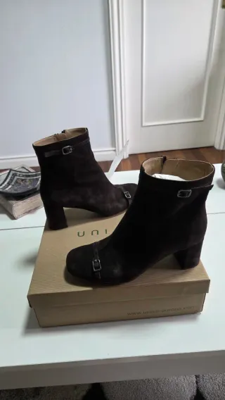 Botines Unisa Marrones Talla 38