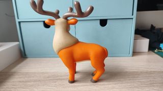 Libro El ciervo + muñeco de Planeta Agostini