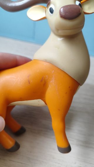 Libro El ciervo + muñeco de Planeta Agostini