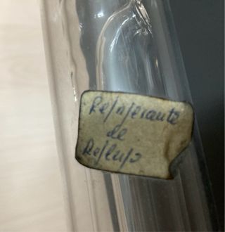 Refrigerante de laboratorio de vidrio antiguo