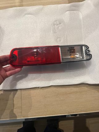 Pilotos traseros Mitsubishi Montero