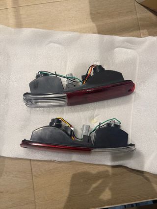 Pilotos traseros Mitsubishi Montero