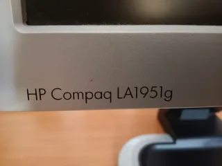 Monitor HP Compaq LA1951g 19 Regulable