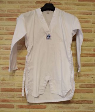 Traje de artes marciales marciales Kwon blanco