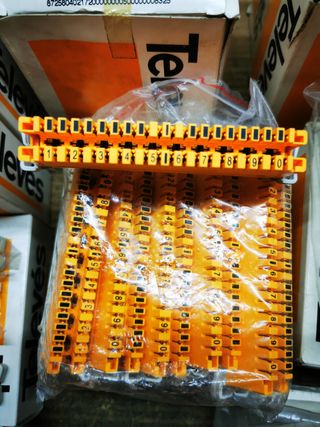 Regleta telefonía básica Televés de 5 y 10 pares