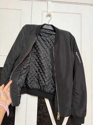 Chaqueta bomber negra