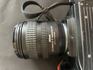 Cámara Réflex Nikon D70 + Objetivo