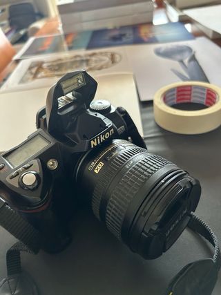 Cámara Réflex Nikon D70 + Objetivo