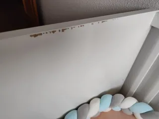 Cuna Ikea blanca con cajones