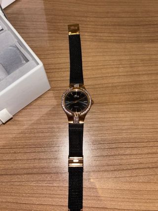 Reloj Lotus Negro y Dorado