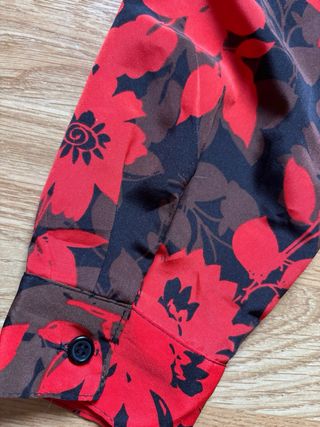 Camisa vintage floral marrón y naranja