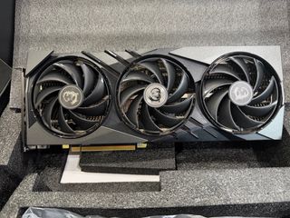 MSI GeForce RTX 4070 SUPER Gaming X Slim 12GB