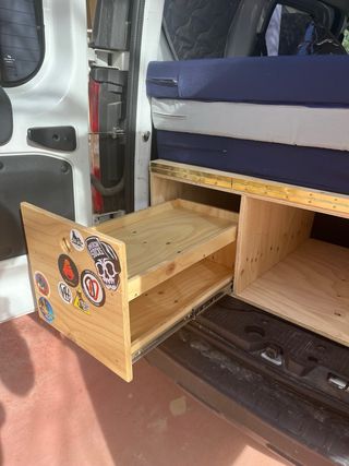 Mueble Cama Camper + colchones + oscurecedores