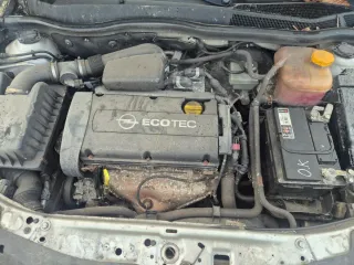 Despiece motor Opel Astra 1.6 GTC