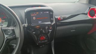 Peugeot 108 1.2 PureTech Top! Collection 60 kW (82 CV)