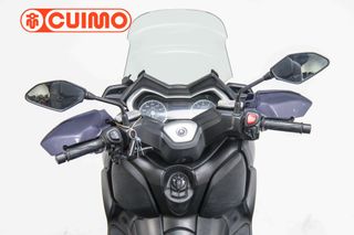 YAMAHA XMAX 400