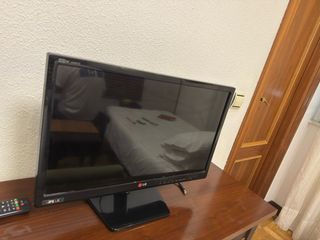 TV LG 22 HD TV , hay 15 televisiones.