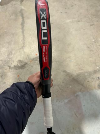 Pala Padel Nox AT10 18K 2023 Agustín Tapia