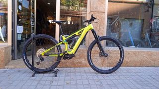 Vendo o cambio Cube Stereo One 44 800