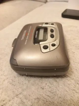 Walkman Thomson TK440 Radio Cassette