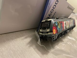 Locomotora electrica Euro6000 Futuro Medway H0