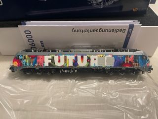 Locomotora electrica Euro6000 Futuro Medway H0