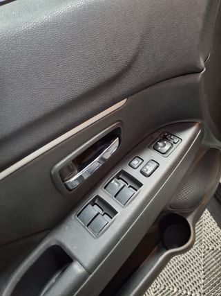 MITSUBISHI ASX 160 MPI Motion