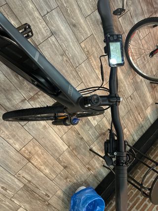 Bicicleta Eléctrica Riverside Gris