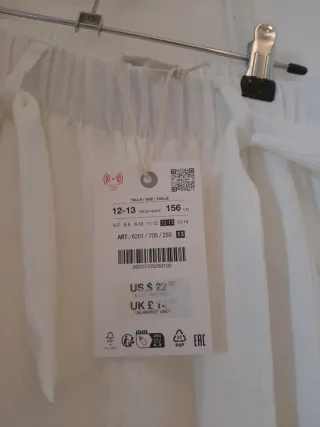 Pantalón blanco tela nuevo Talla 12-13 de Zara