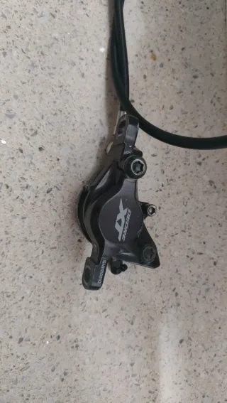 Freno delantero Shimano XT