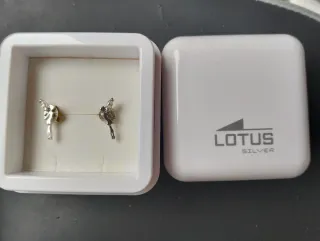 Pendientes Lotus Plata Campanilla