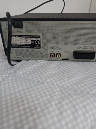 Vídeo Sony VHS Hi-Fi Stereo