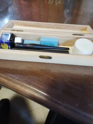 Astuccio porta penne in legno