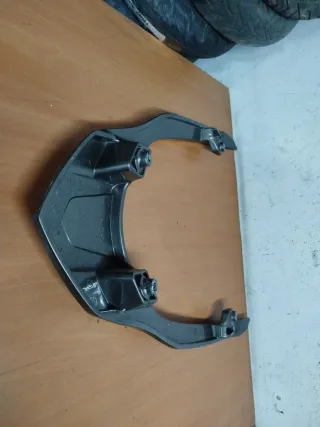 Colin y soporte cupula Kymco Superdink 2013