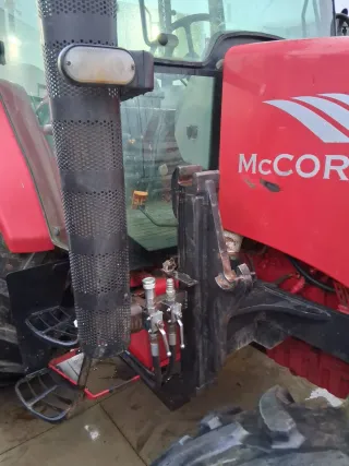Tractor McCormick CX 105