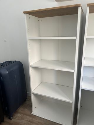 Estantería - IKEA Skruvby