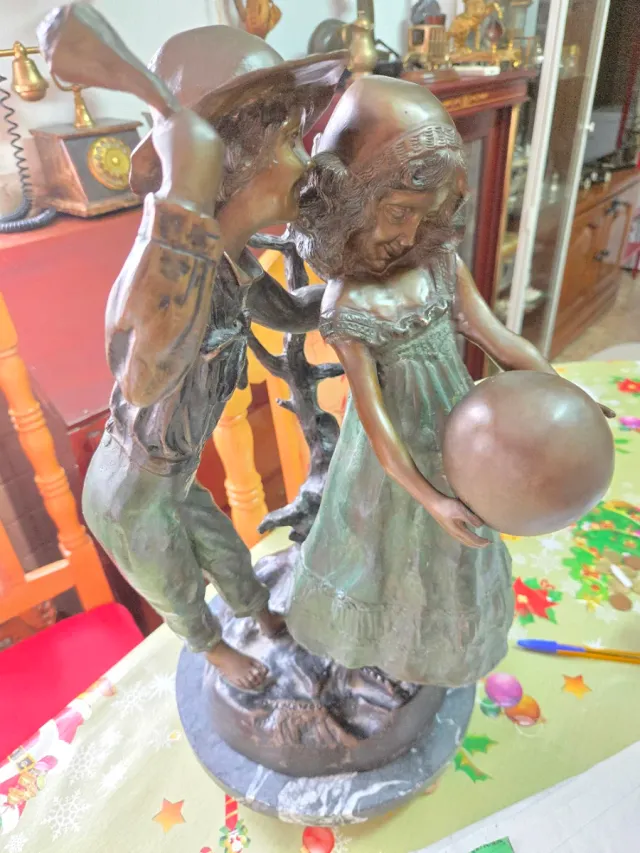 Figura bronce  niños jugando AUGUSTE MOREAU firmad