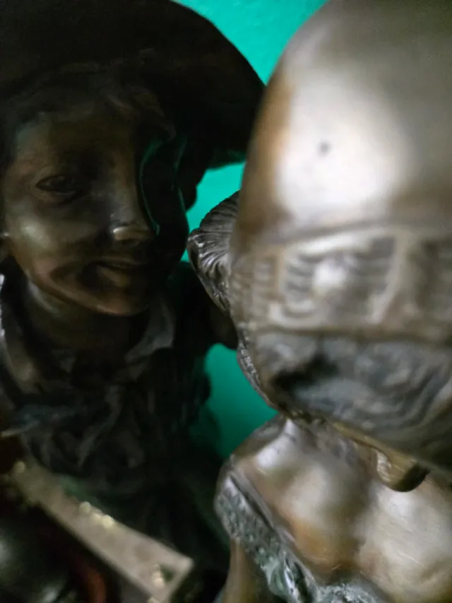 Figura bronce  niños jugando AUGUSTE MOREAU firmad