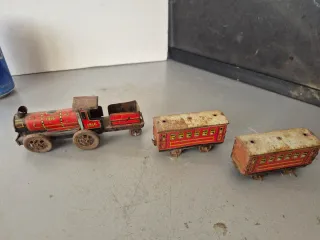 Antiguo juguete Tren hojalata aleman Bing