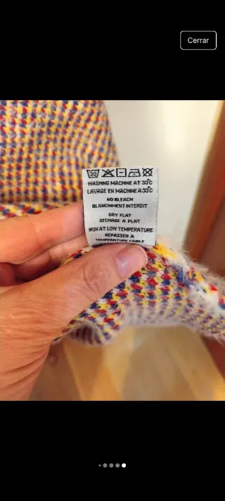 Chaqueta sin mangas geométrica   1 euros