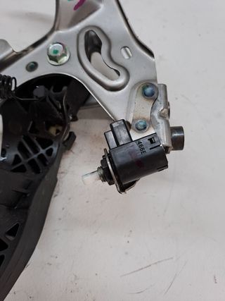 PEDAL FRENO TOYOTA YARIS (9)