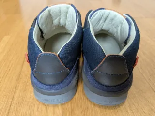 Botas Biomecánics niño caña alta Talla 27