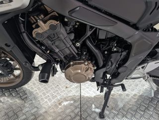HONDA CB 650 R (2.945 KMS)