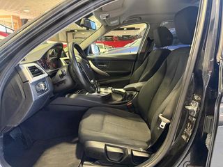 BMW Serie 3 318d Touring 105 kW (143 CV)